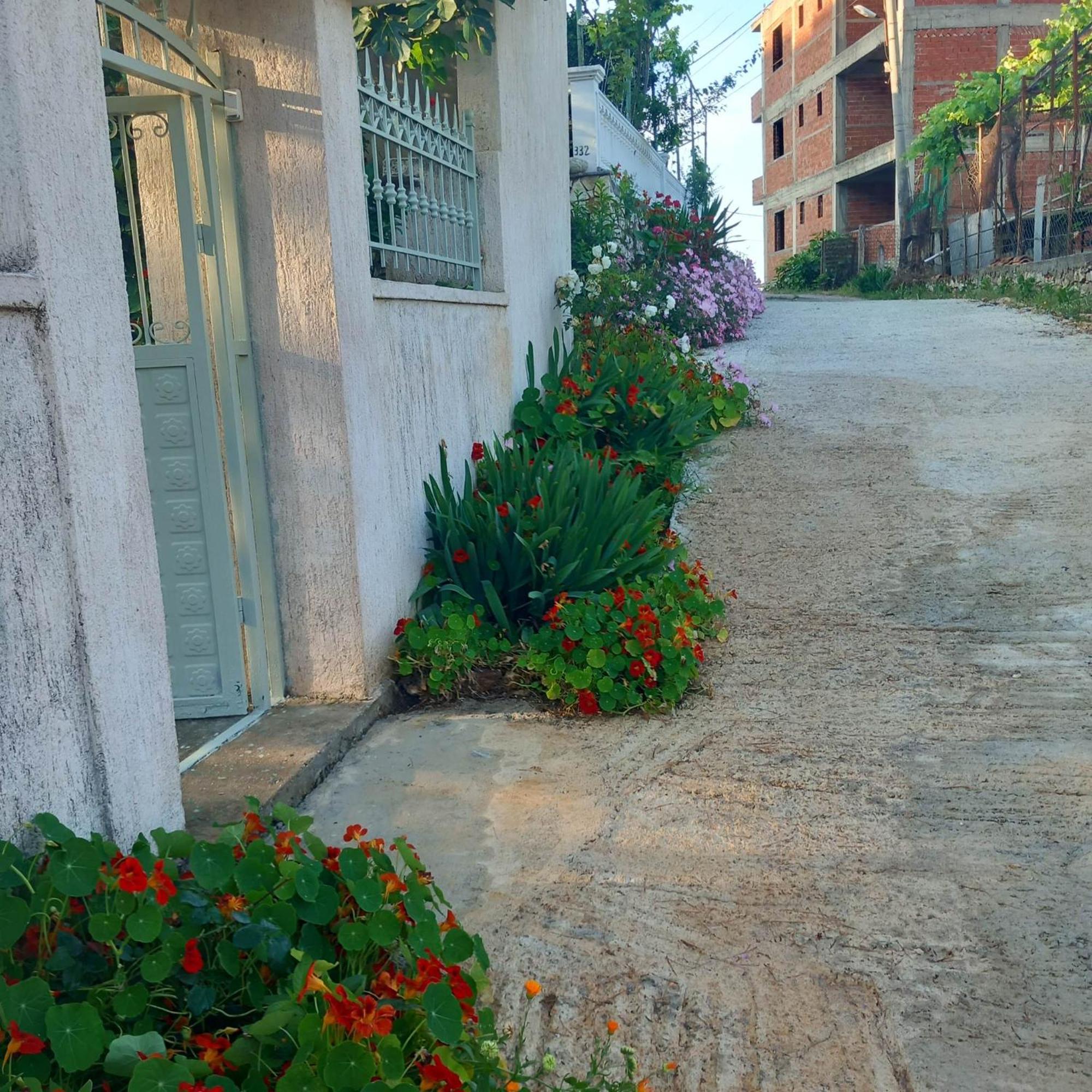 Sarsed Home, Sarandë Esterno foto