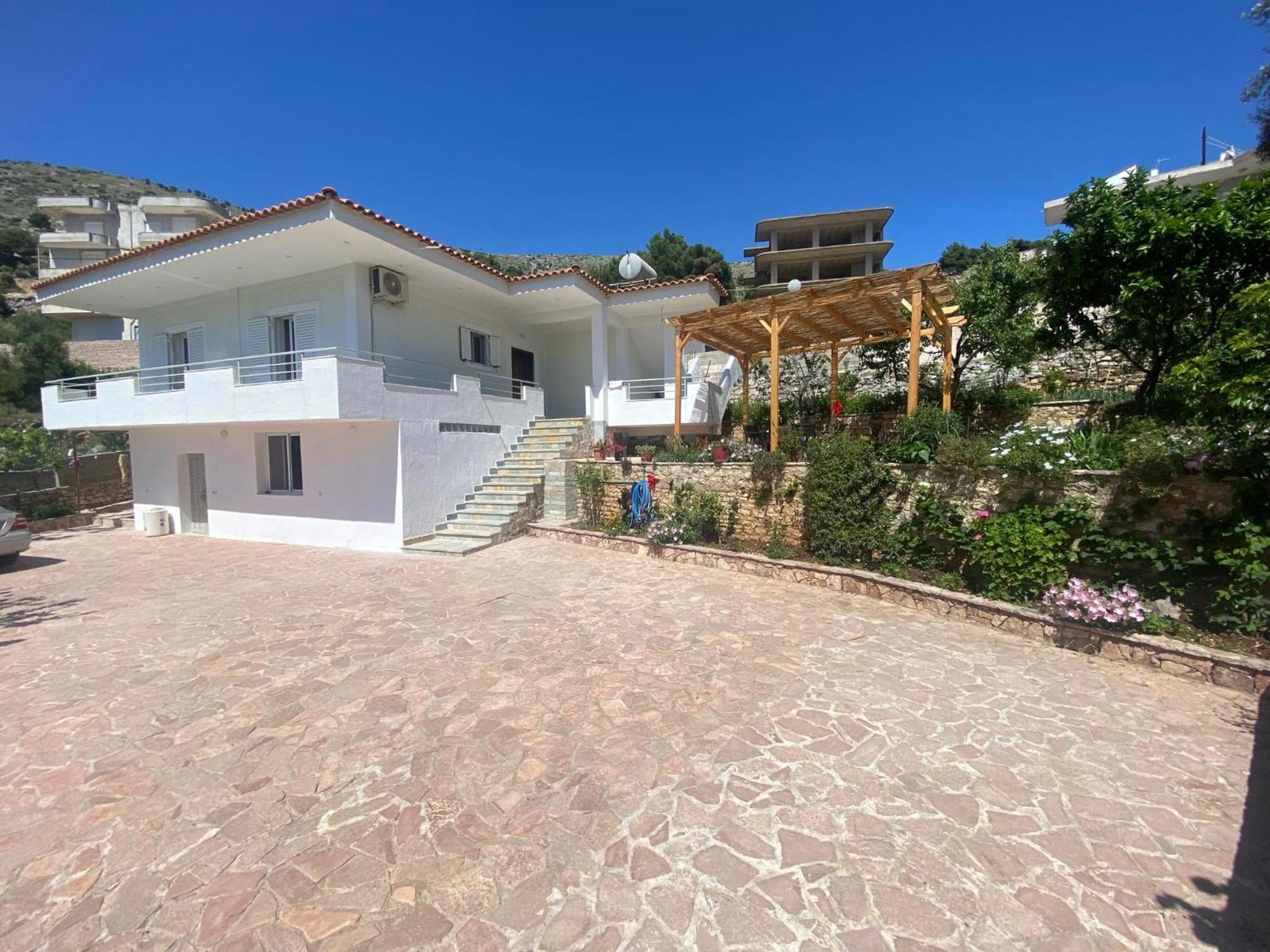 Sarsed Home, Sarandë Esterno foto