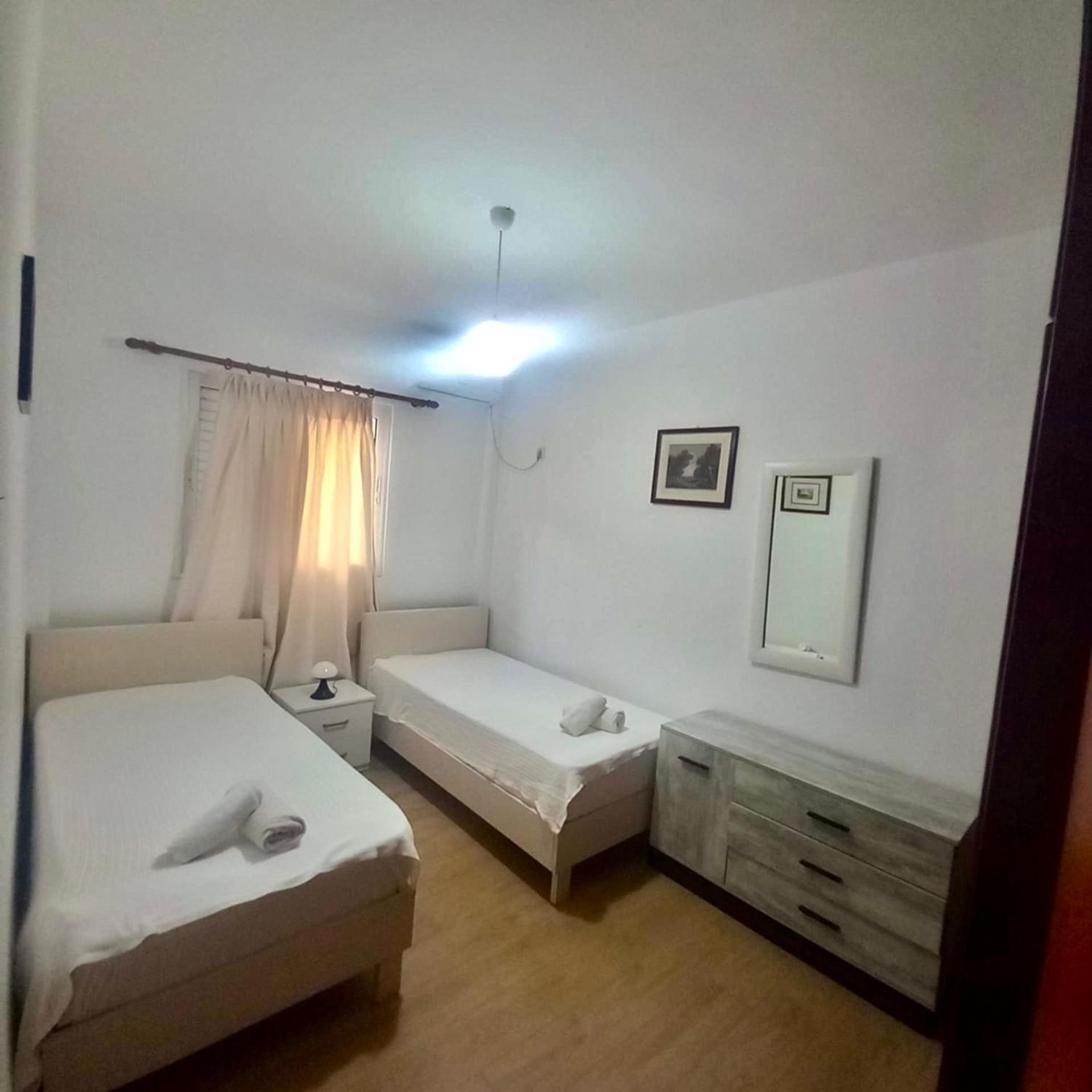Sarsed Home, Sarandë Esterno foto